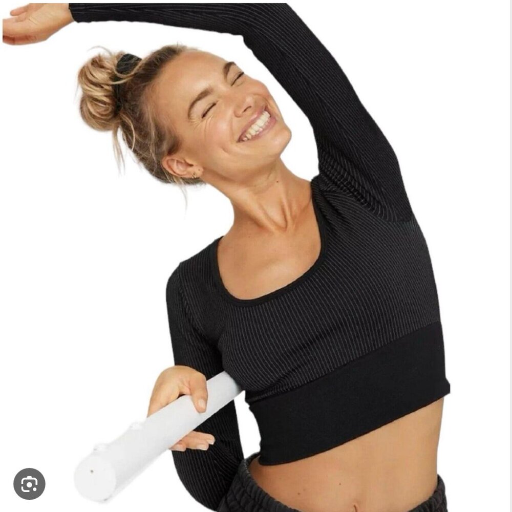 aerie Black Ribbed Long-Sleeve Crop Top